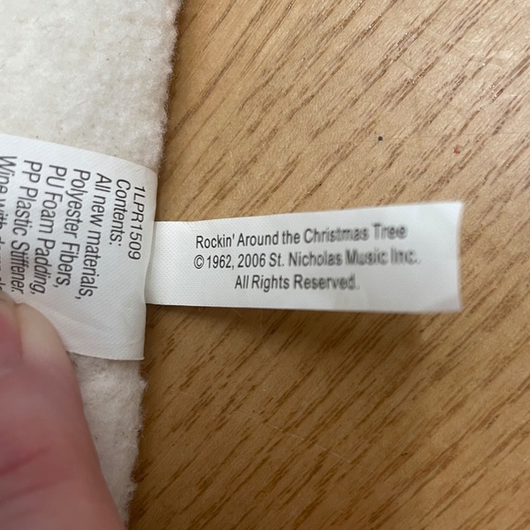 Hallmark Jingle Pals Very Merry Trio Animated Snowman Penguin Sings Dance Video - Picture 6 of 9